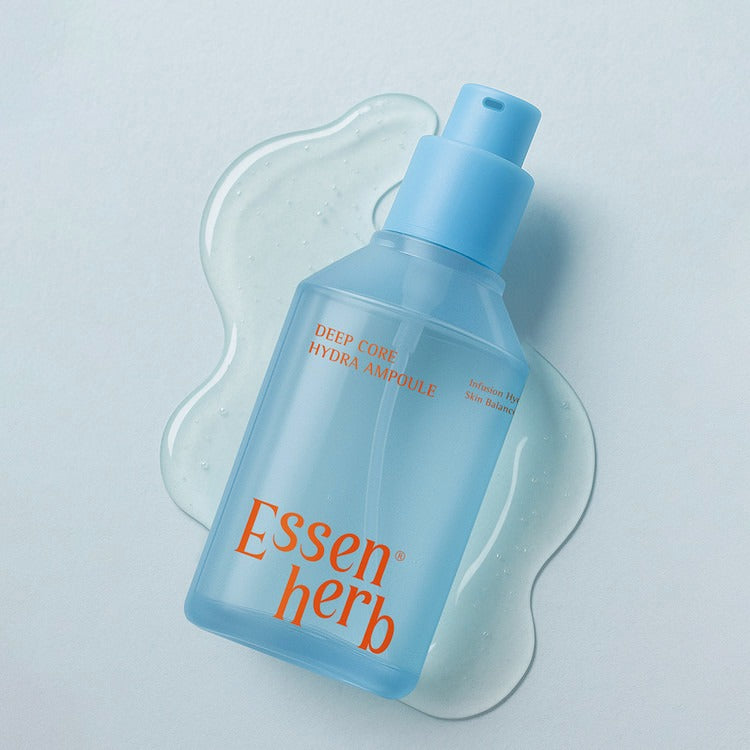 ESSENHERB  Deep Core Hydra Ampoule 120ml, flacon bleu sur fond clair avec éclaboussure d’eau, look hydratant