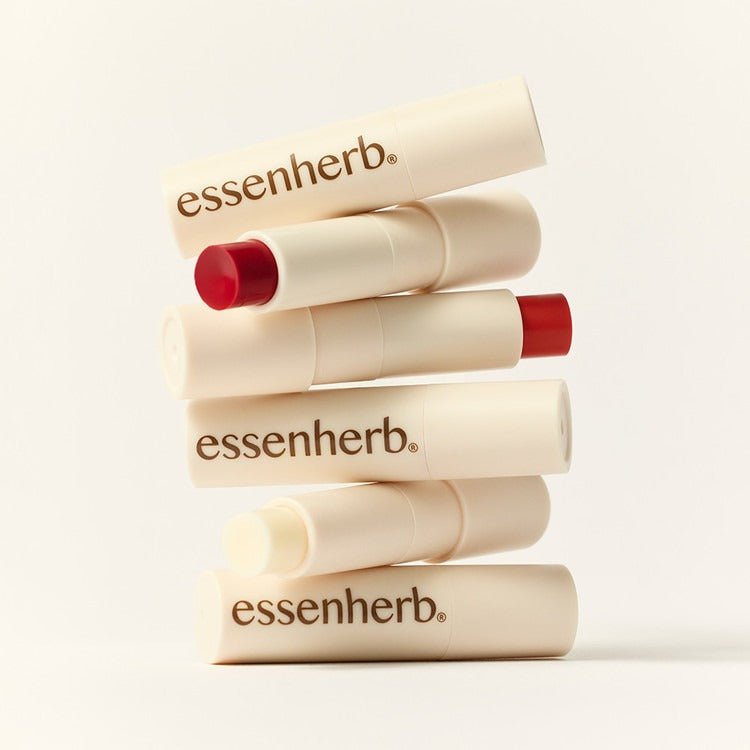 ESSENHERB  Jojoba Essentail Lip Balm 4g, stick lèvres jojoba de la marque essenherb sur fond clair, photo produit