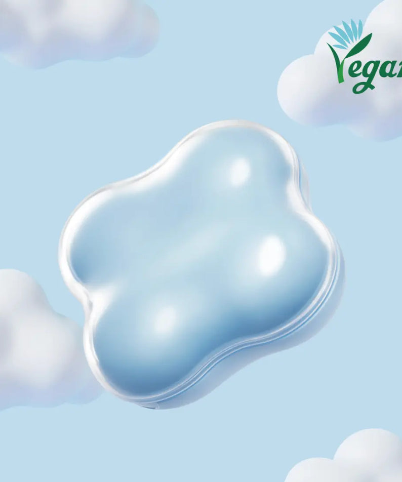 Coussin ETUDE Cloud Filter SPF42/PA+++ 15g, maquillage vegan avec protection solaire, fond ciel nuageux.