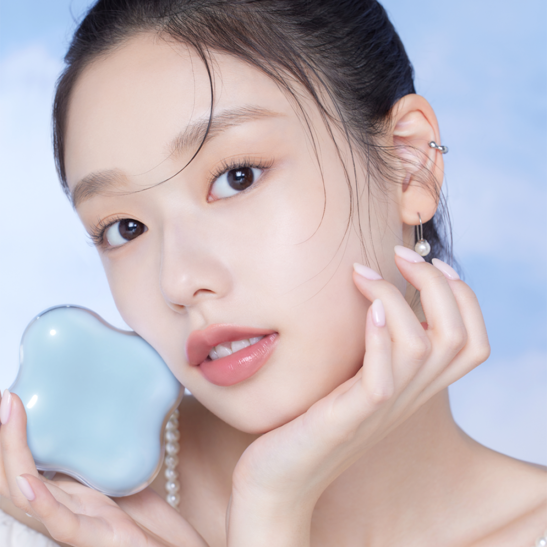 ETUDE Cloud Filter Cushion SPF42/PA+++ 15g disponible sur Ma petite Coree, ton Eshop 100% K-beauty en direct de Seoul