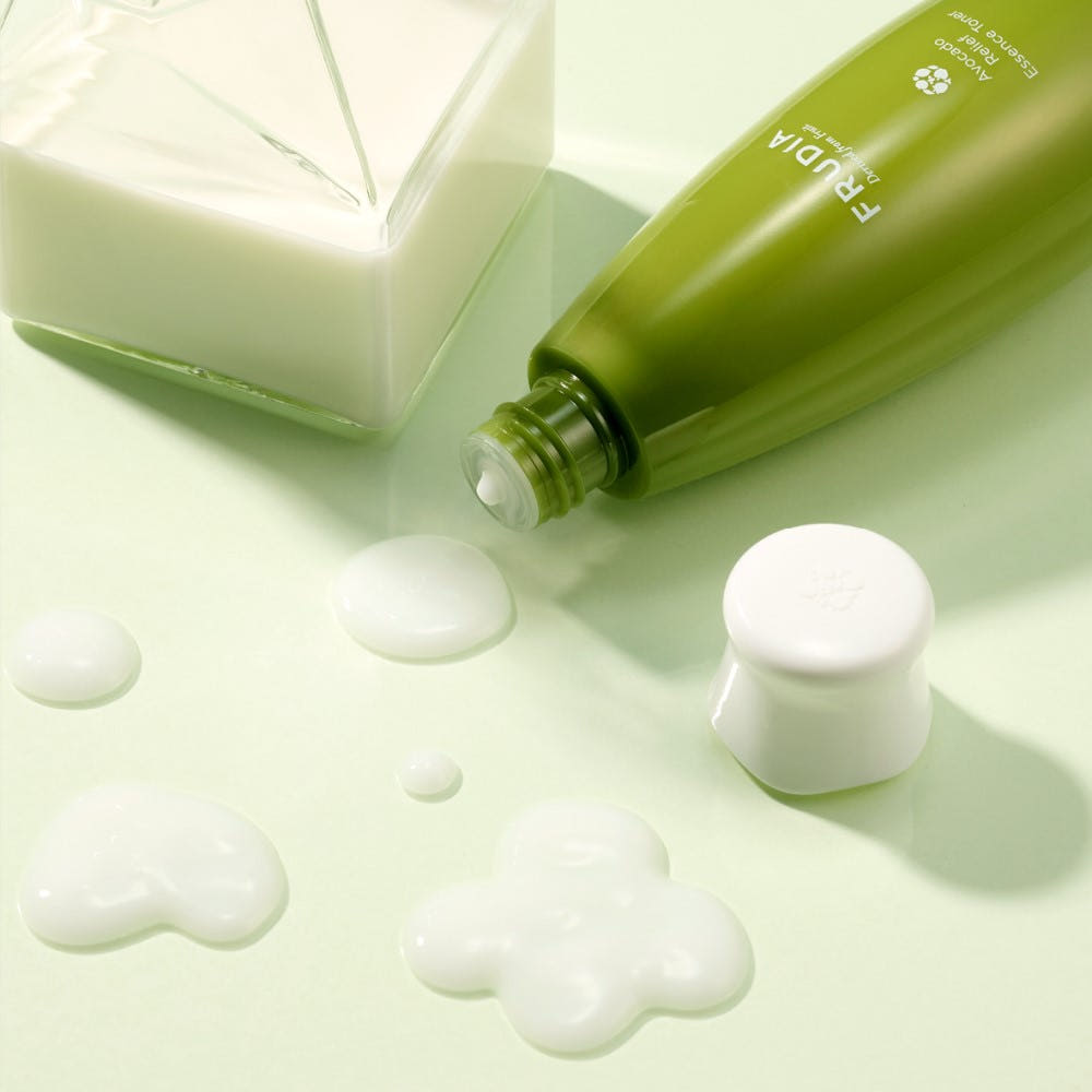 FRUDIA Avocado Relief Essence Toner 195ml