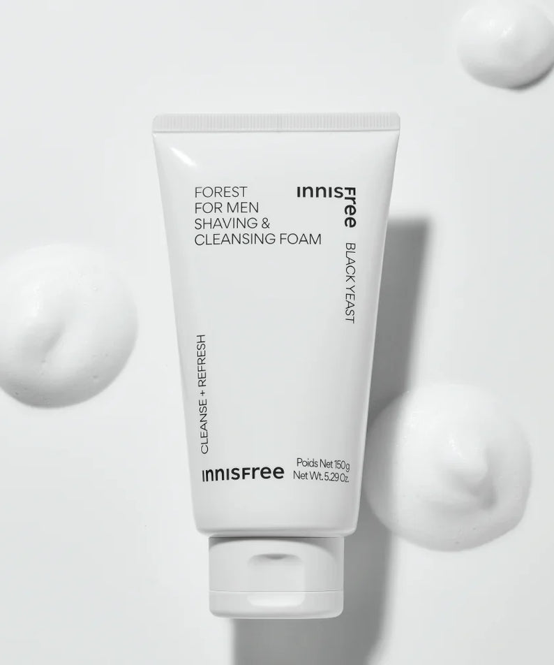 INNISFREE Forest For Men Shaving & Cleansing Foam 150g : tube de mousse à raser, marque INNISFREE sur fond blanc.