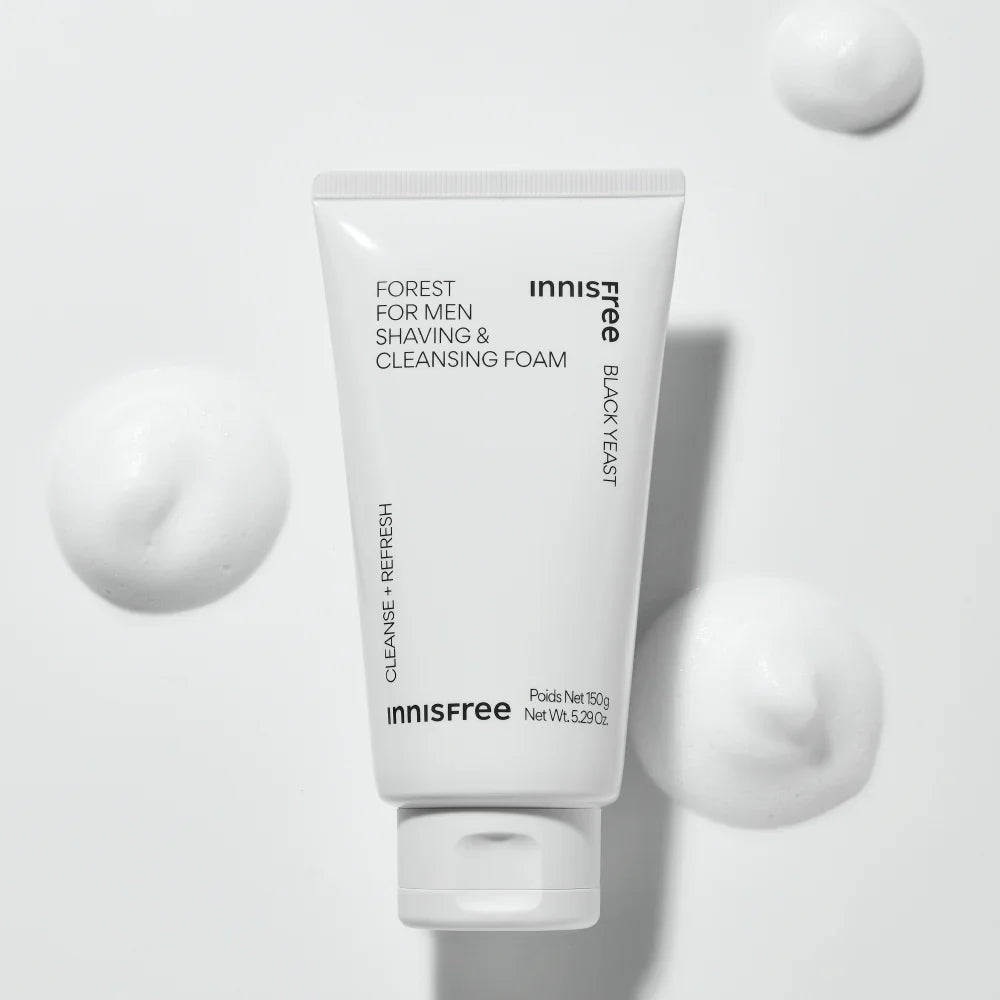 INNISFREE Forest For Men Shaving & Cleansing Foam 150g : tube de mousse à raser, marque INNISFREE sur fond blanc.