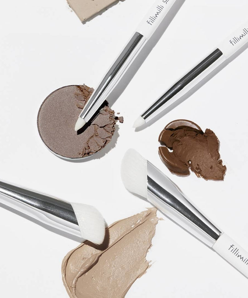 FILLIMILLI Detail Contour Brush Duo (+Free Fitting Contouring Dual Puff)