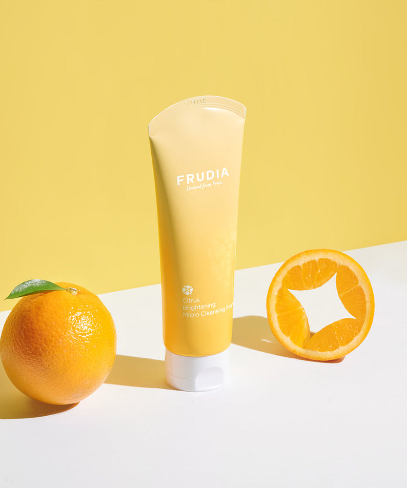 FRUDIA Citrus Brightening Micro Cleansing Foam 145g disponible sur Ma petite Coree, ton Eshop 100% K-beauty en direct de Seoul