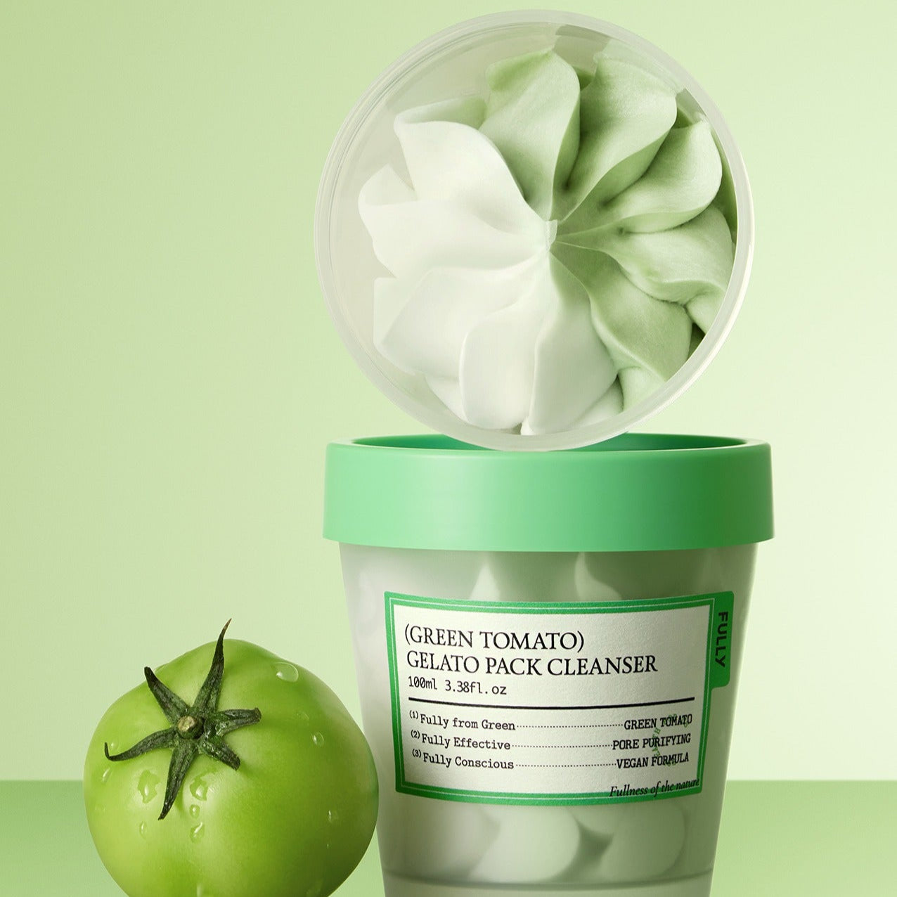 FULLY  Green Tomato Gelato Pack Cleanser 100ml, produit FULLY sur fond vert, gelato à la texture verte et tomate