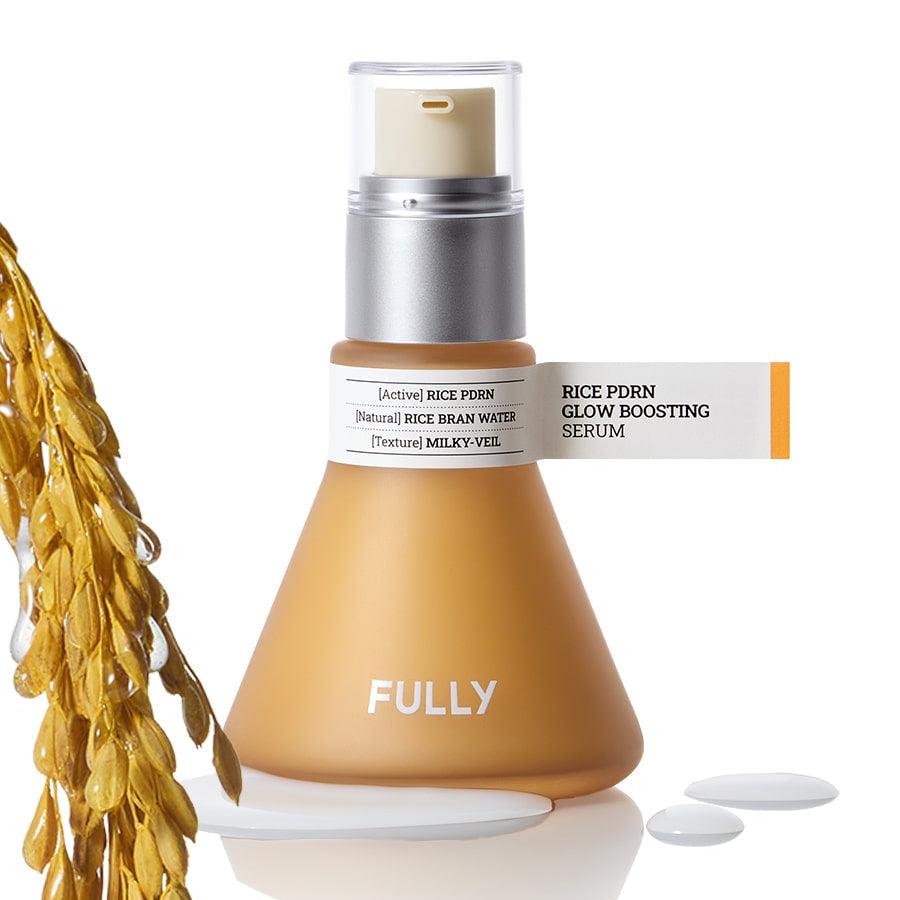 FULLY Rice PDRN Radiance Serum de la marque FULLY, flacon sur fond blanc, éclat visage; contexte beauté/soin.