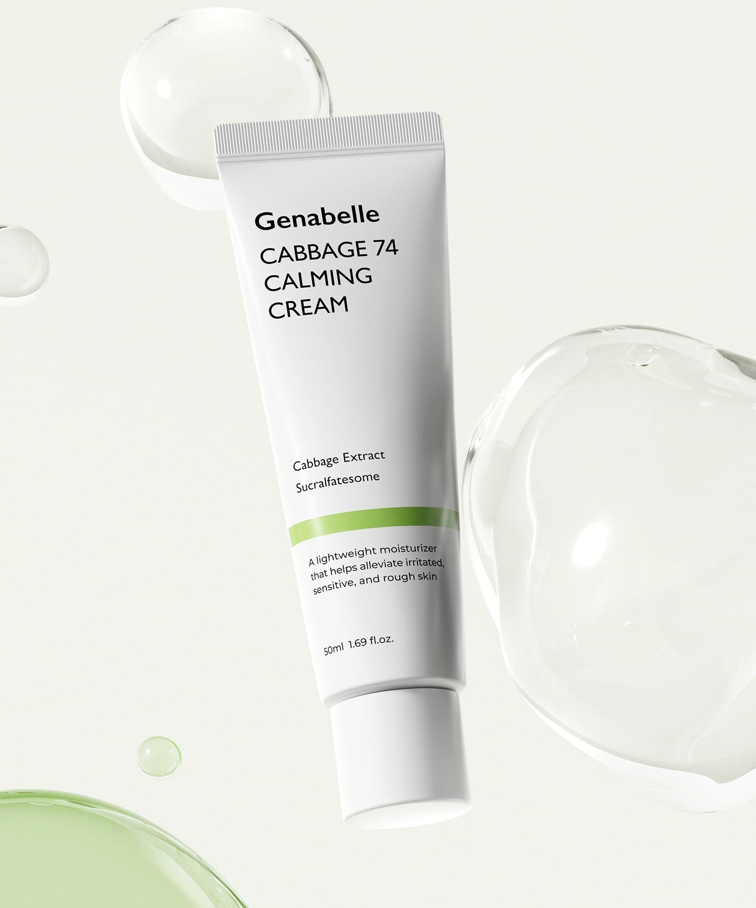 Décris l'image en français : GENABELLE Cabbage 74 Calming Cream 50ml, tube blanc sur fond clair, ambiance soins visage.