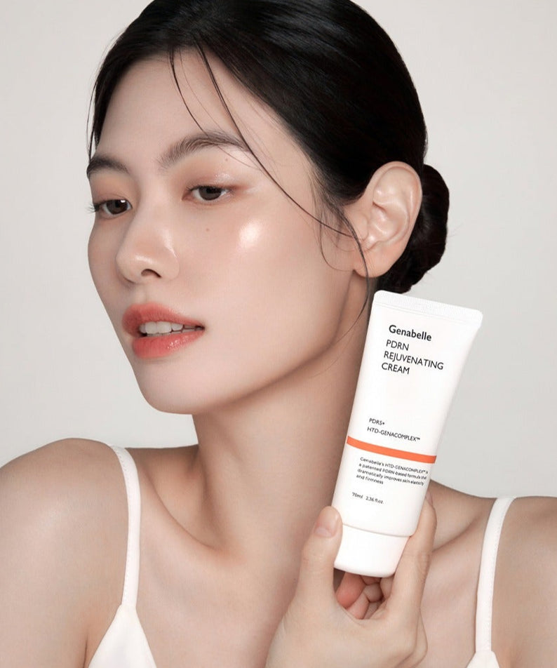GENABELLE PDRN Rejuvenating Cream 70ml : tube sur une jeune femme, peau lumineuse, marque Genabelle sur fond clair.