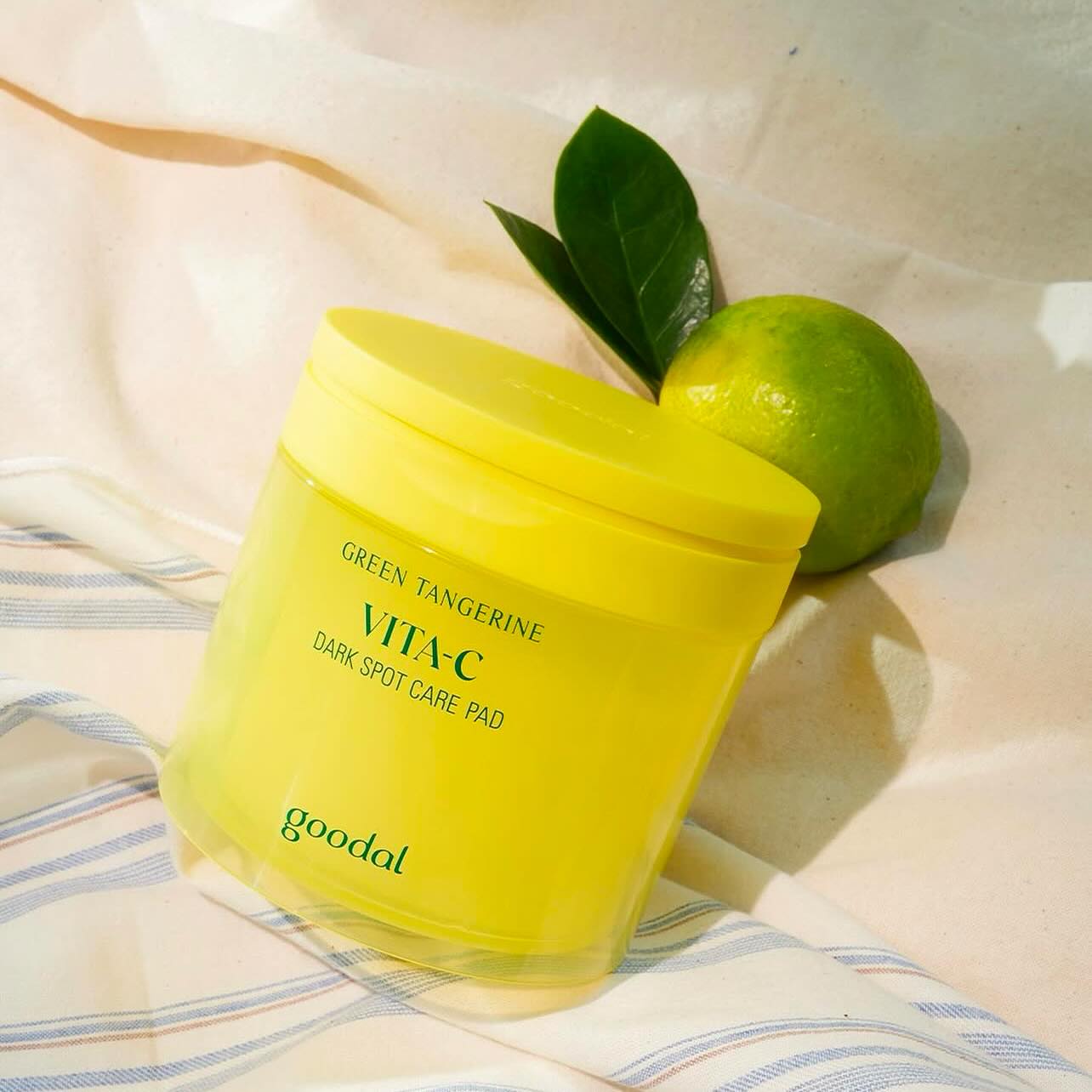 GOODAL Green Tangerine Vita C Dark Spot Care Pad 70p 160ml