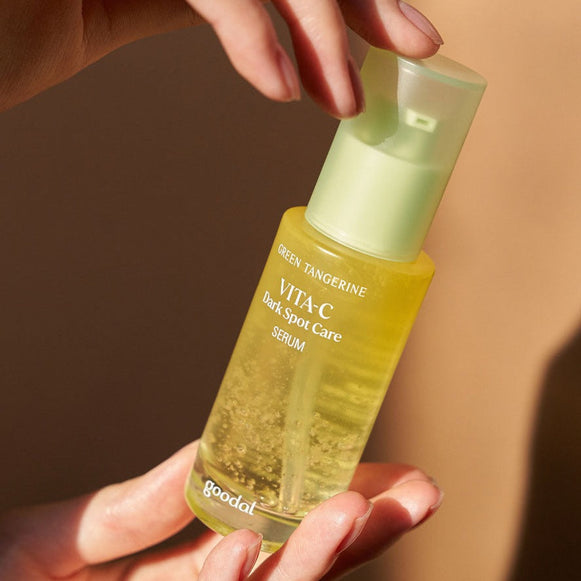 GOODAL Green Tangerine Vita C Dark Spot Serum 30ml disponible sur Ma petite Coree, ton Eshop 100% K-beauty en direct de Seoul