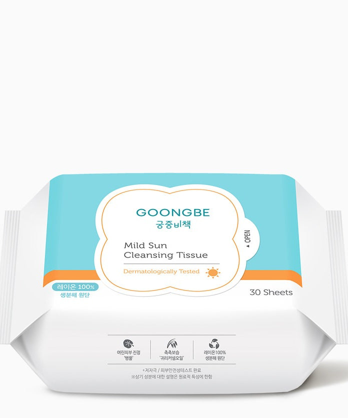 GOONGBE  Mild Sun Cleansing Tissue 30 sheets, lingettes visage douces sur emballage bleu clair, produit de marque GOONGBE.