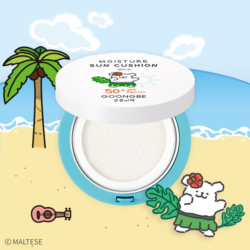 GOONGBE  Moisture Sun Cushion Mild 14g [Gungjungbicheok x Maltese] : coussin soleil hydratant, pack sur fond plage.