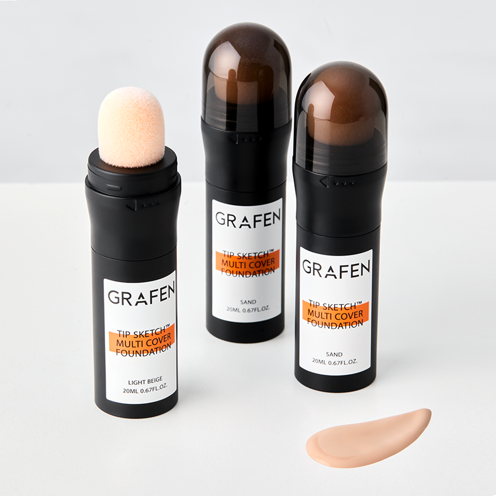 GRAFEN Tip Sketch™ Multi-Cover Foundation 20ml, packaging sur fond clair, maquillage teint, textures de fond de teint