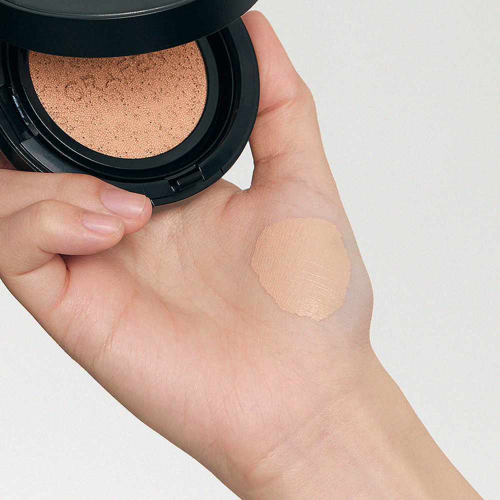 GRAFEN  Handsome Cover Cushion 14g