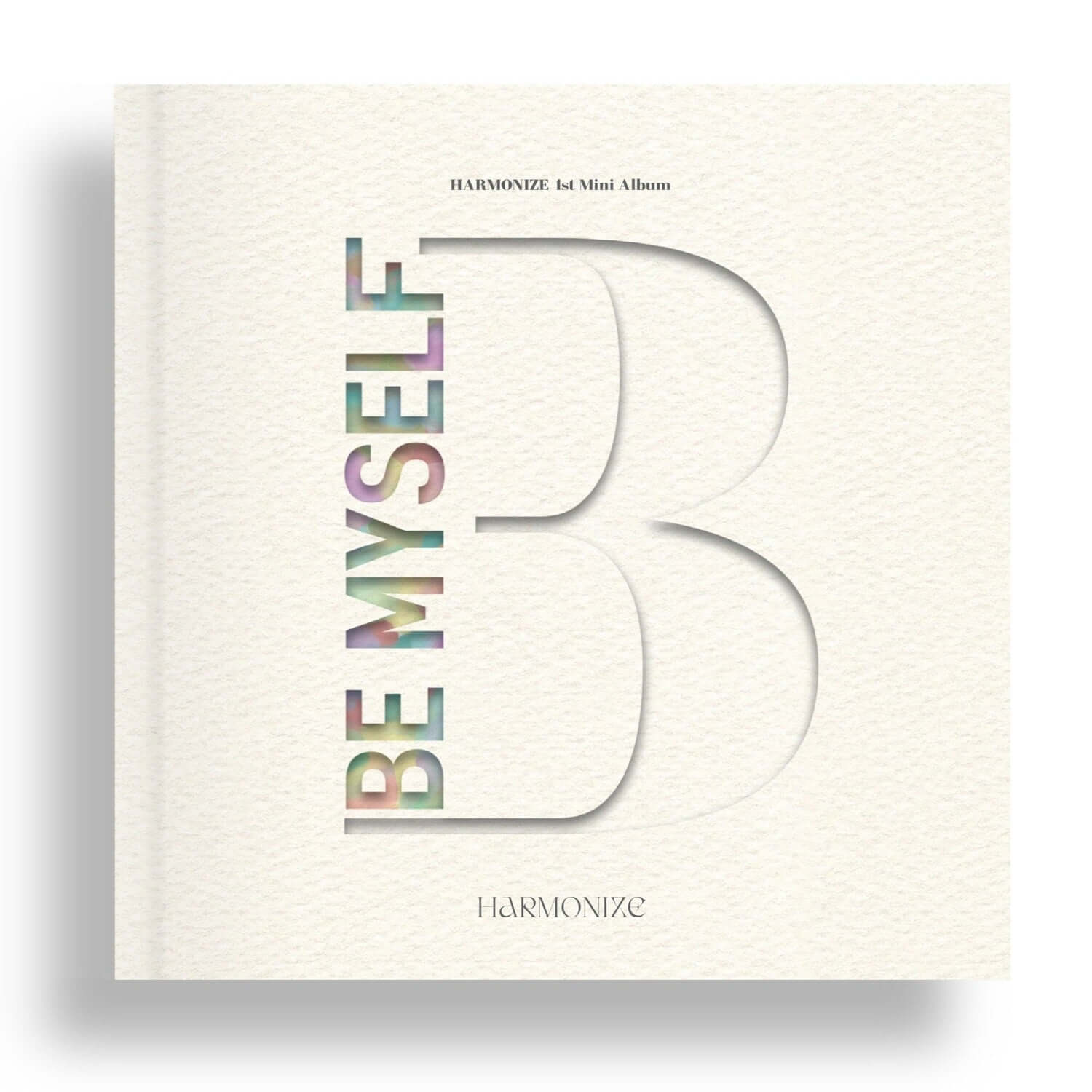 HARMONIZE - 1st Album [BE MYSELF] - Album Kpop, pochette blanche HARMONIZE, visuel minimaliste sur fond clair