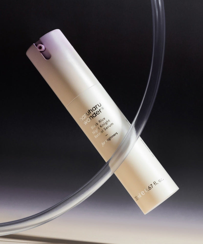 Flacon de HARUHARU Black Rice Night Night Retinol Serum 20ml avec un design moderne et élégant, sérum de nuit au rétinol.