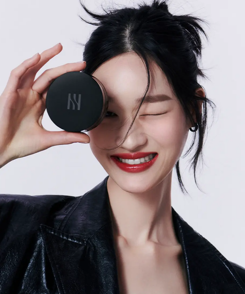 HERA Black Cushion Foundation SPF34 PA++ 15g