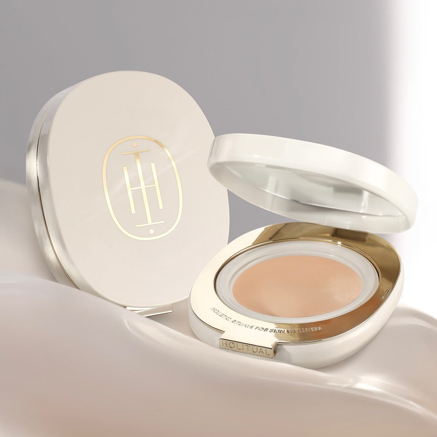 HOLITUAL Enriched Radiance Cushion