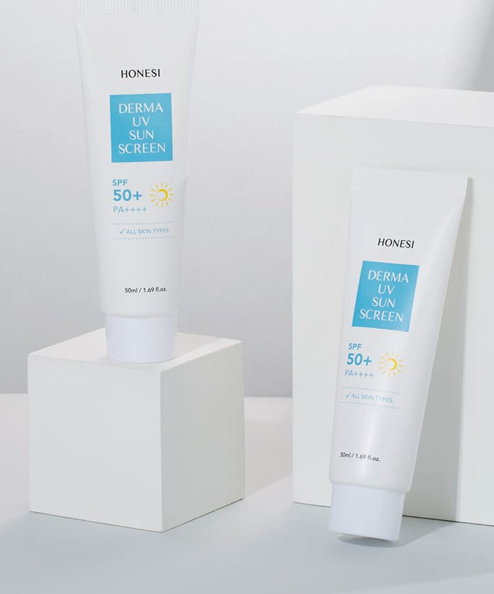 Décris l'image en français en mentionnant le produit, la marque et le contexte visuel : HONESI  Derma UV Sunscreen 50ml