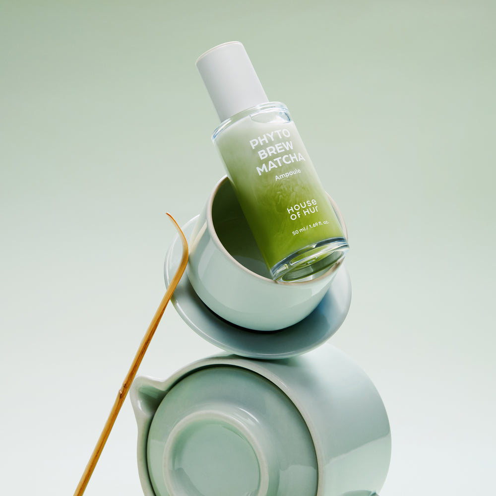 HOUSE OF HUR Phytho Brew Matcha Ampoule 50ml, flacon vert sur fond pastel, marque HOUSE OF HUR, contexte beauté spa