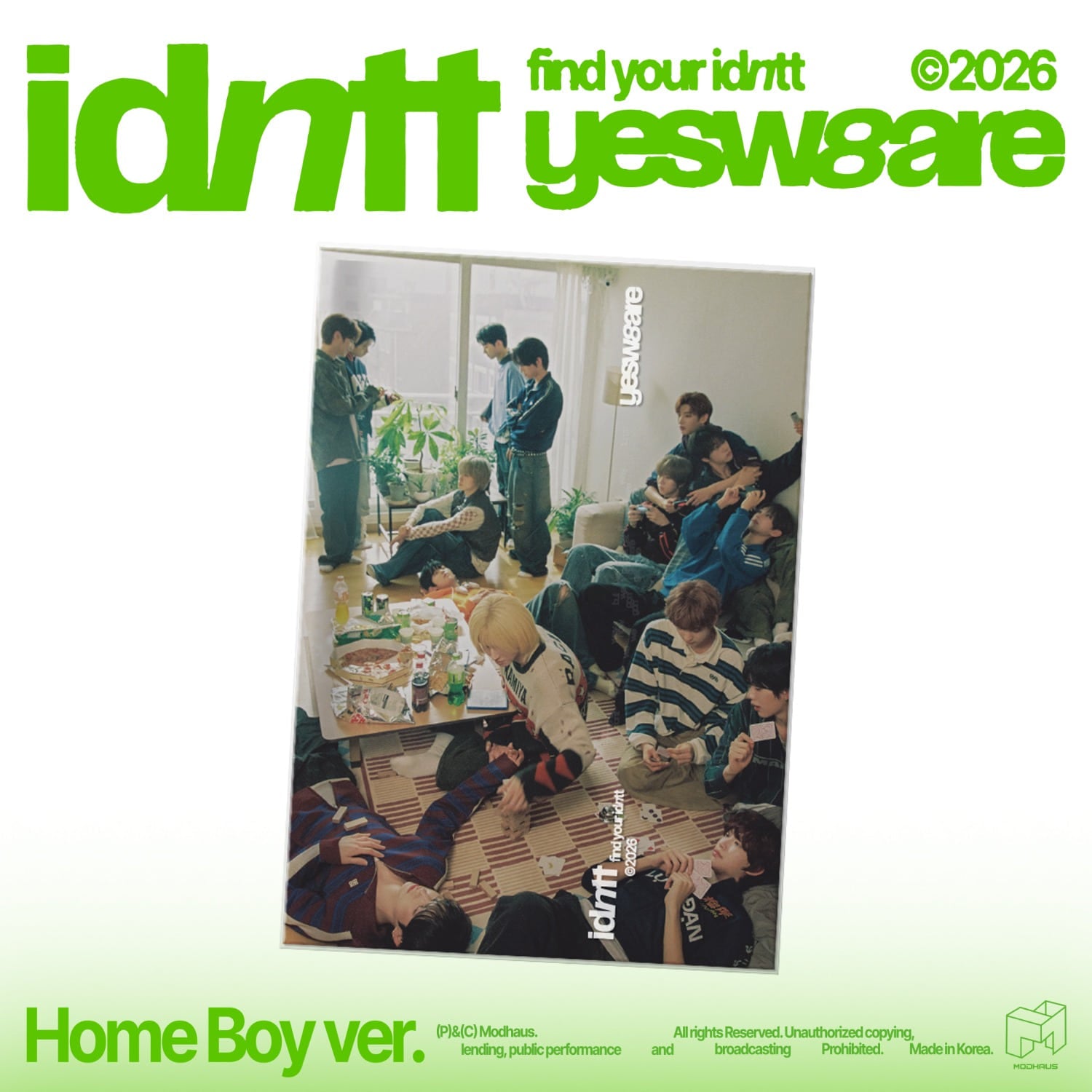 IDNTT - [yesweare] ((Home Boy ver.) - Album Kpop, visuel du CD avec groupe en intérieur, marque IDNTT.