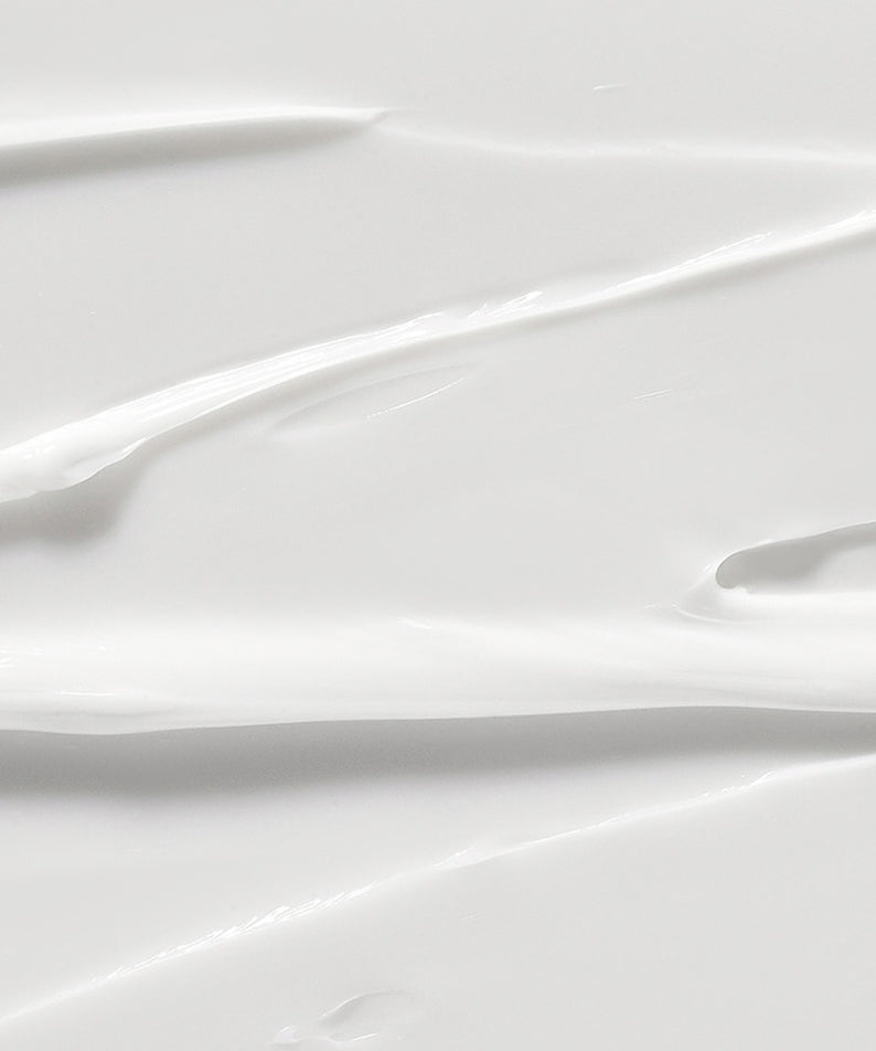 Texture crème de ILLIYOON Ultra Repair Intensive Care Cream 200ml, soin réparateur.