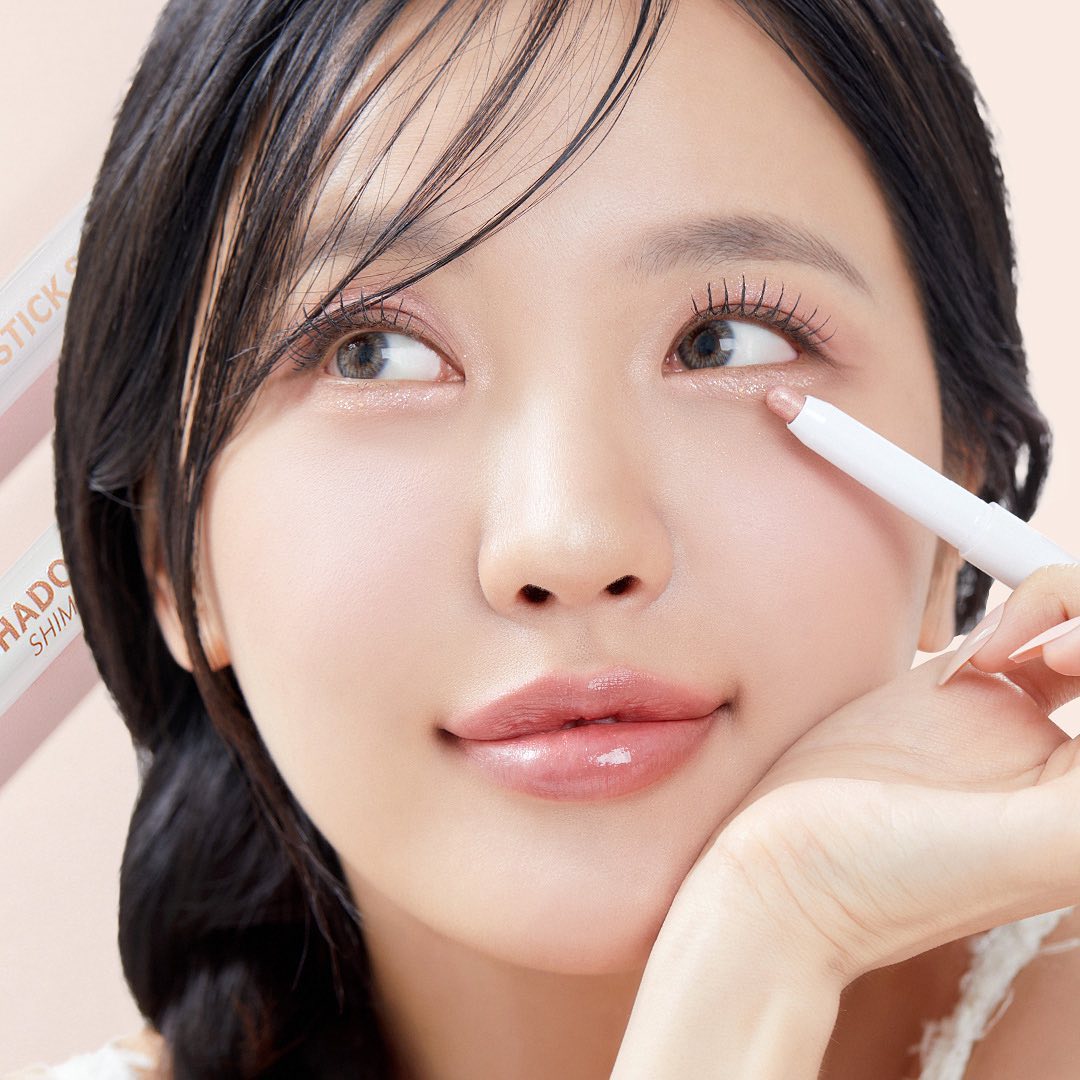 IM MEME I'm Sticks Shadow Shimmer & Glitter disponible sur Ma petite Coree, ton Eshop 100% K-beauty en direct de Seoul