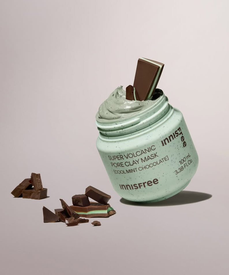 INNISFREE Super Volcanic Pore Clay Mask #Cool Mint Chocolate 100ml, tube vert et chocolat sur fond clair, produit Innisfree