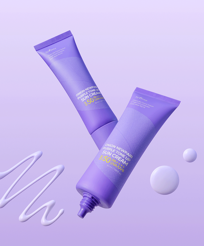 ISNTREE Onion Newpair Purple Tone-Up Sunscreen 50ml, tube violet sur fond pastel avec gouttes et texture crème