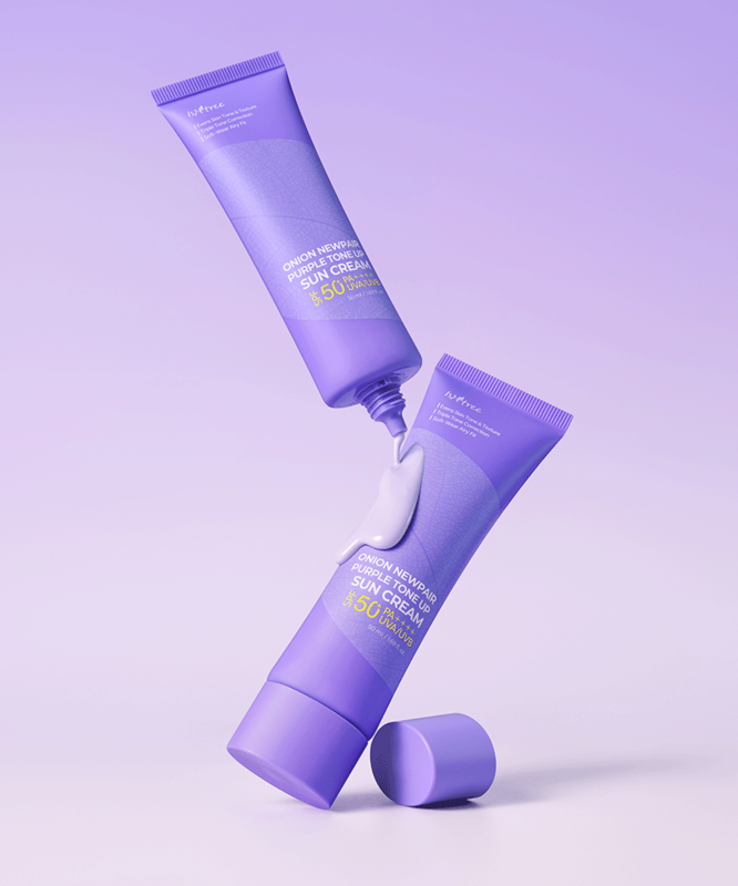 Crème solaire ISNTREE Onion Newpair Purple Tone-Up 50ml, tubes violets sur fond assorti.