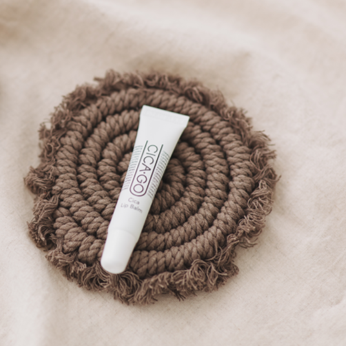 ISOI Cica Go Cica Lip Balm disponible sur Ma petite Coree, ton Eshop 100% K-beauty en direct de Seoul
