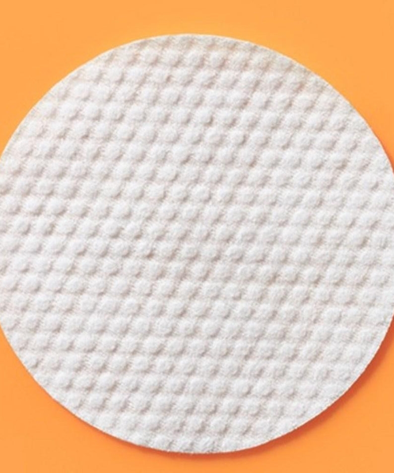 ISOI PHA Mild All Cleansing Pad 60 sheets sur fond orange, lingettes de nettoyage doux pour la peau.