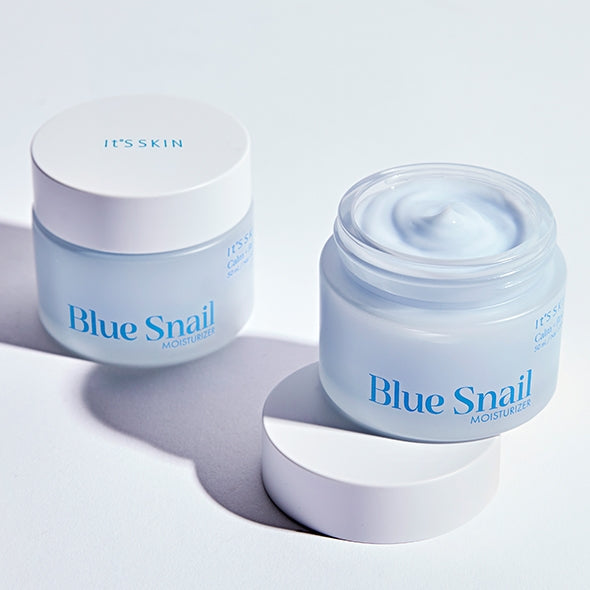 IT'S SKIN Blue Snail Cream 50ml, pots crème bleu et blanc sur fond clair, marque IT'S SKIN en gros plan