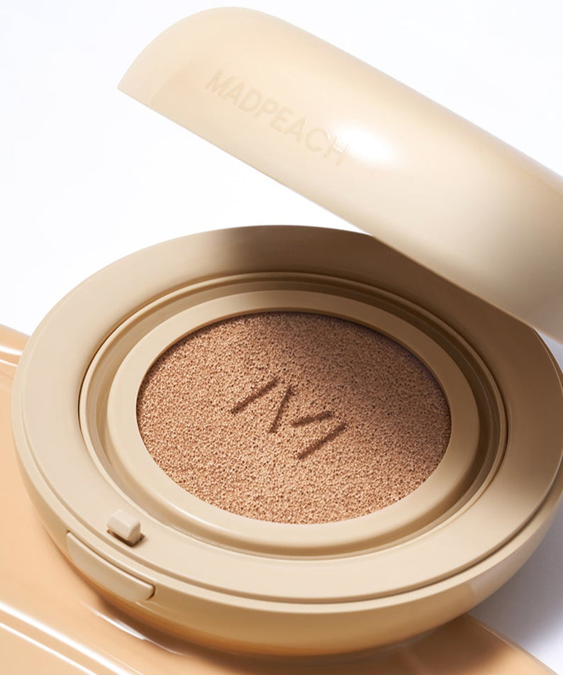 Coussin mat en velours IVI MAD PEACH Plain, teinte douce, maquillage élégant en boîte écru pratique.