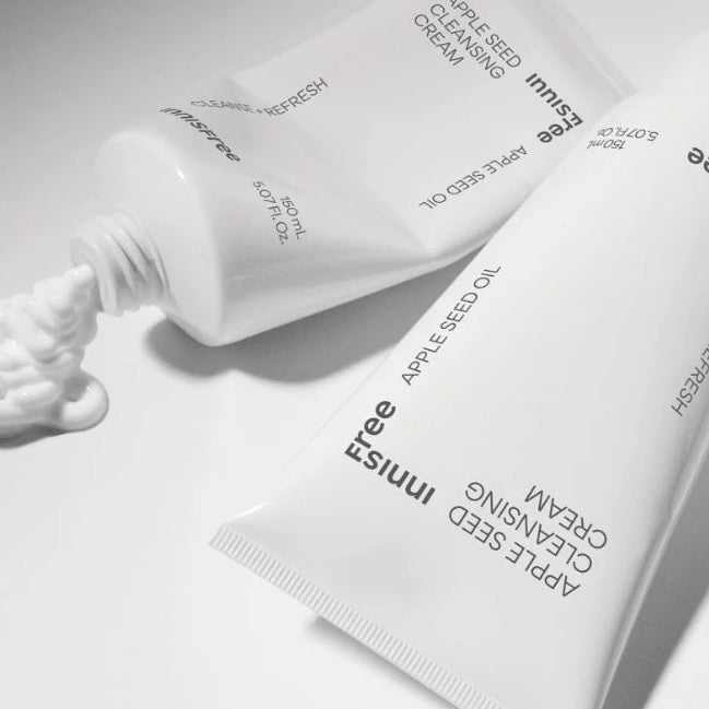 INNISFREE Apple Seed Cleansing Cream 150ml, packshot en blanc sur fond clair, marque INNISFREE et contexte de soin visage