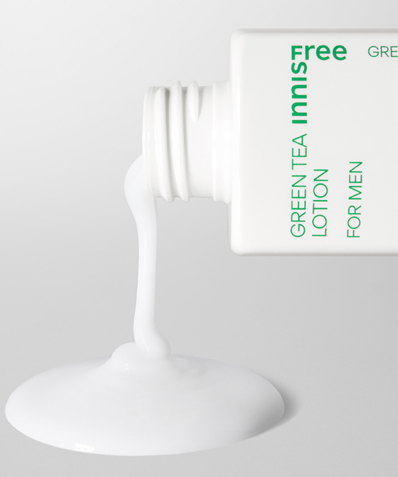 INNISFREE Green Tea Lotion For Men 150ml, flacon blanc sur fond clair, visuel de produit skincare homme en français