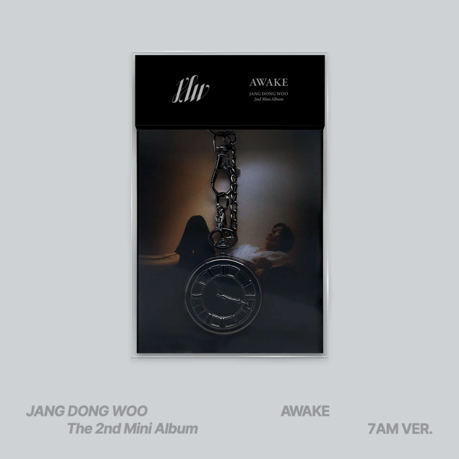JANG DONGWOO - 2nd Album [AWAKE] (7AM Ver.) - Album Kpop : pochette noire avec montre/chaîne, JANG DONGWOO, fond nuit