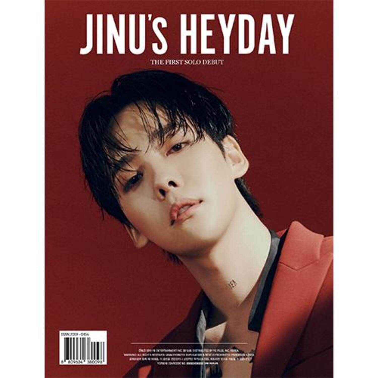 JINU - 1st Album [JINU’s HEYDAY - BOLD VER.] - Album Kpop : couverture rouge avec portrait de JINU.