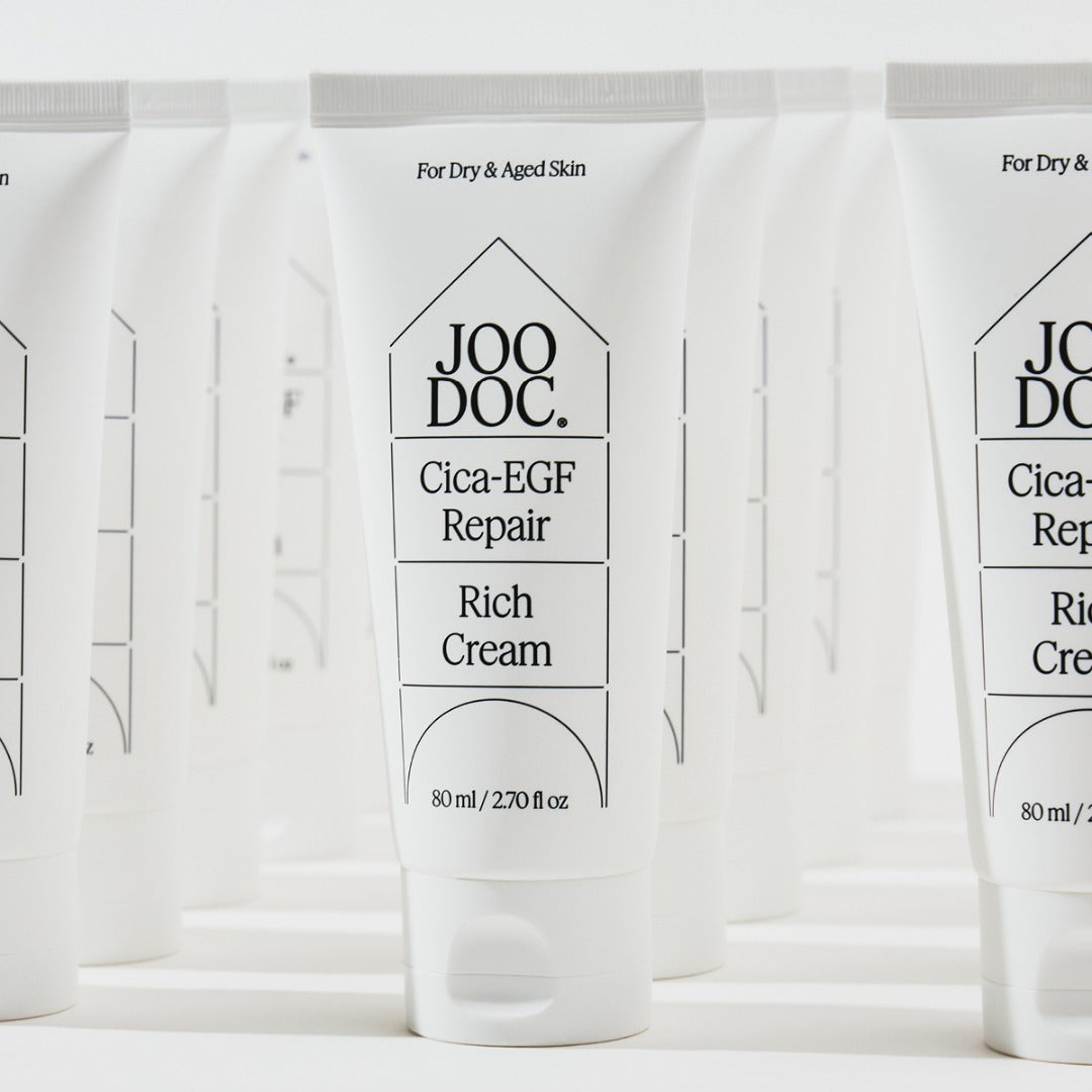 JOODOC  Cica-EGF Repair Rich Cream 80ml, crème réparatrice, présentation sur étagère blanche, gamme Cica-EGF.