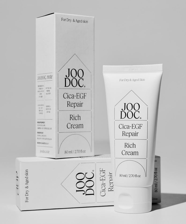 JOODOC  Cica-EGF Repair Rich Cream 80ml, crème réparatrice sur fond gris, boîte et tube en visuel produit