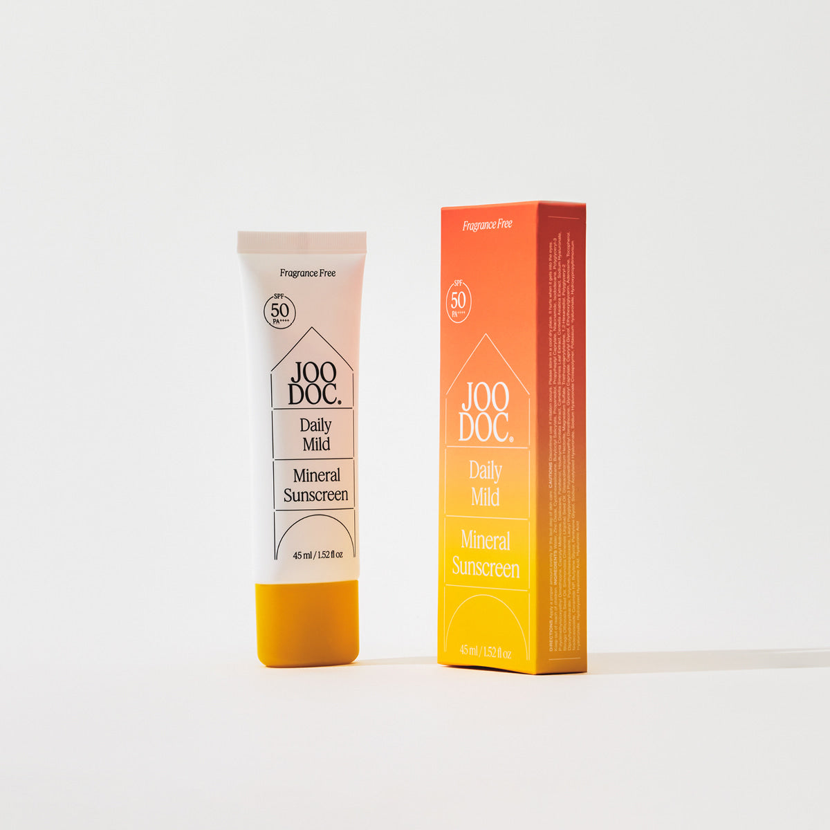 JOODOC  Daily Mild Mineral Sunscreen 45ml de la marque JOODOC, flacons crème minérale SPF50 sur fond clair.