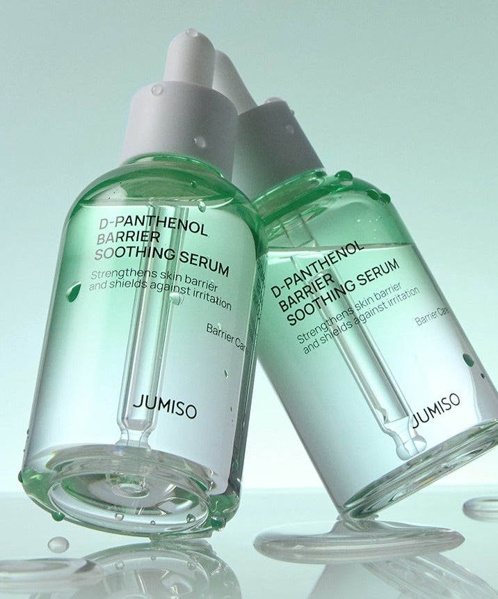 Deux flacons de JUMISO D-Panthenol Barrier Soothing Serum 70ml sur fond clair
