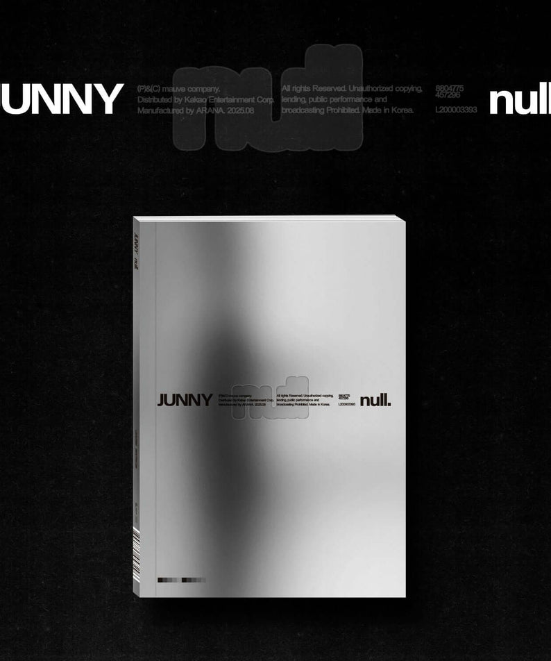 JUNNY - 2nd Album [null] - Album Kpop, pochette noire et blanche de JUNNY, visuel studio sombre pour collection Kpop.