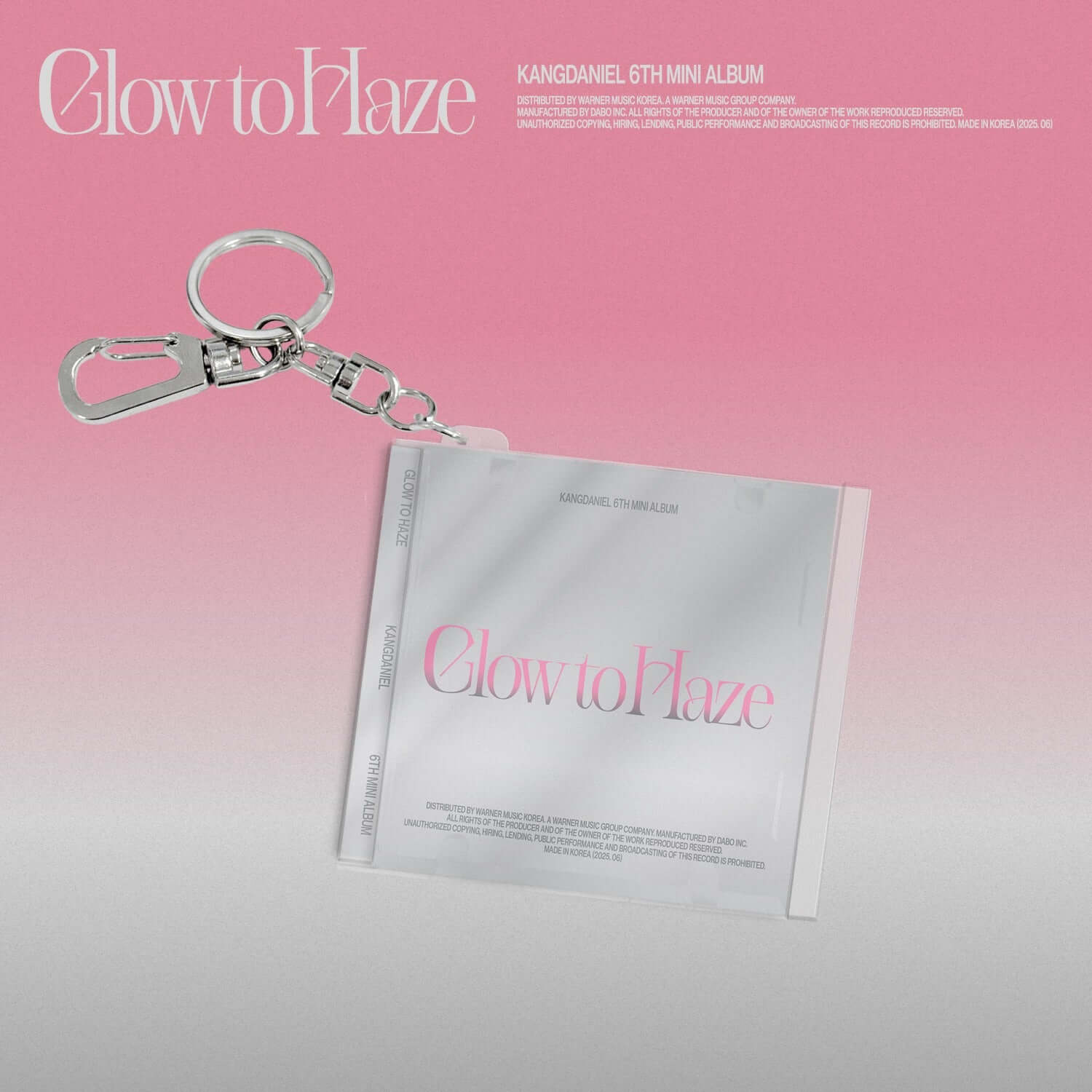 KANGDANIEL - [Glow to Haze] (MINI CD KEYRING Ver.) - Album Kpop, porte-clés sur fond rose, visuel promotionnel.