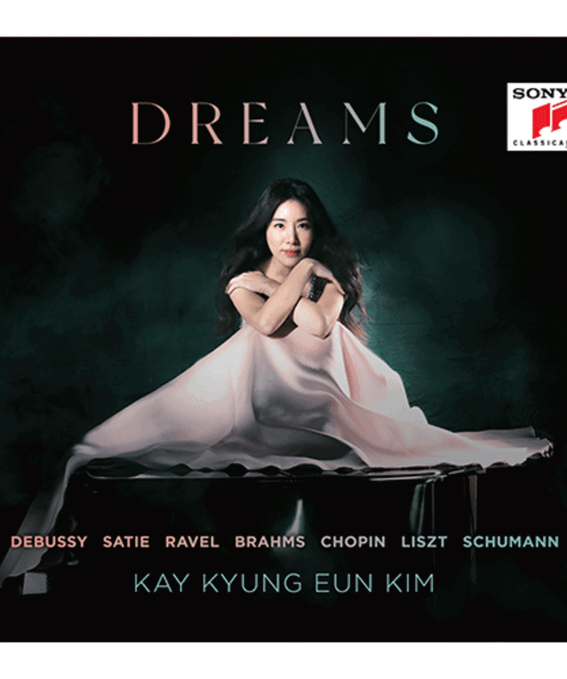 KAY KYUNG EUN KIM - [DREAMS] - Album Kpop : pochette avec KAY KYUNG EUN KIM, écriture DREAMS, fond sombre, label Sony