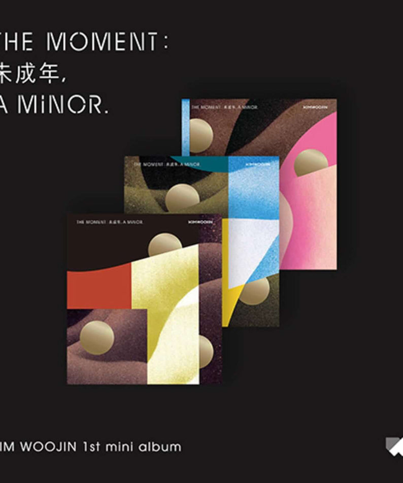 KIM WOOJIN - [The moment : 未成年, a minor.] (Version SET) - Album Kpop, cover noir avec 4 versions colorées