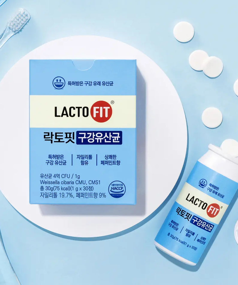 LACTO-FIT Oral Probiotics 30 Tablets (1 Month Supply) : Lacto-Fit en flacon et comprimés sur fond bleu, style médical.