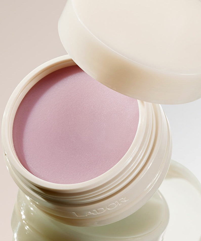 LADOR Body Multi Balm 30g, baume multi-usage de la marque LADOR en pot ouvert, texture rose, fond clair.