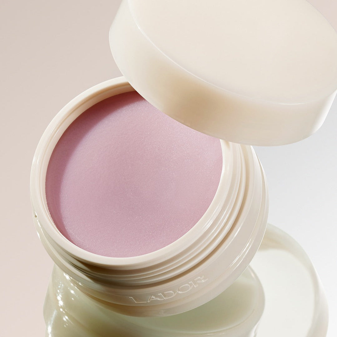 LADOR Body Multi Balm 30g, baume multi-usage de la marque LADOR en pot ouvert, texture rose, fond clair.